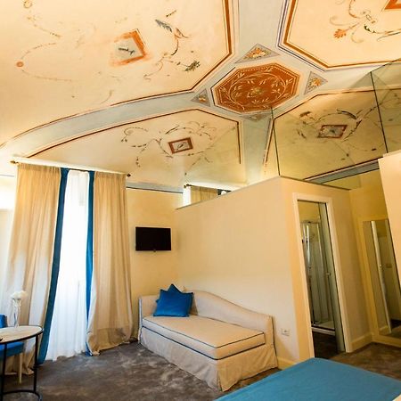 Palazzo Franceschini Hotel Cascia Exterior photo