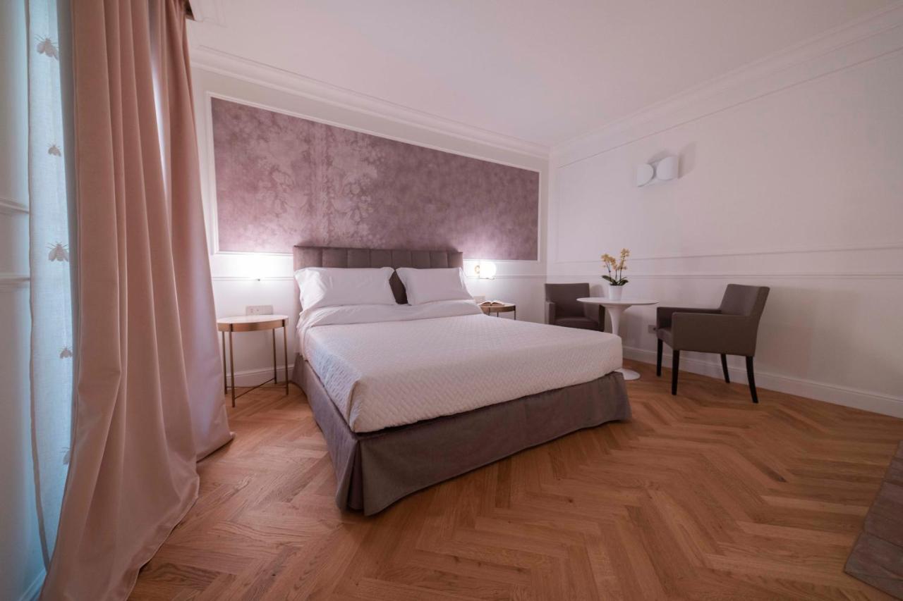 Palazzo Franceschini Hotel Cascia Exterior photo