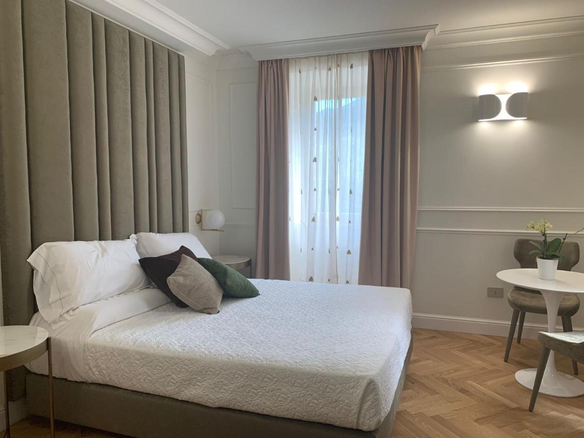 Palazzo Franceschini Hotel Cascia Exterior photo