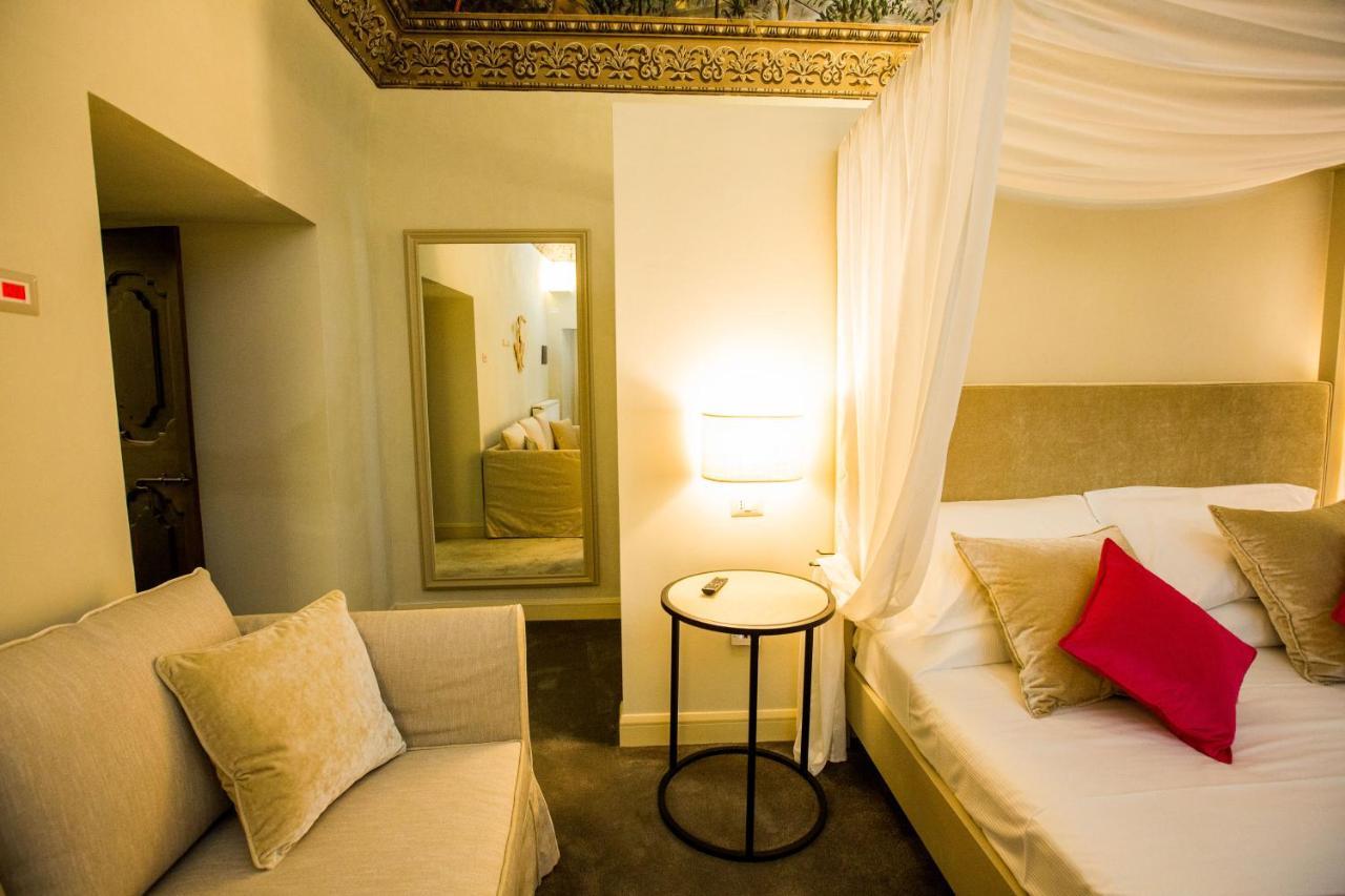 Palazzo Franceschini Hotel Cascia Exterior photo